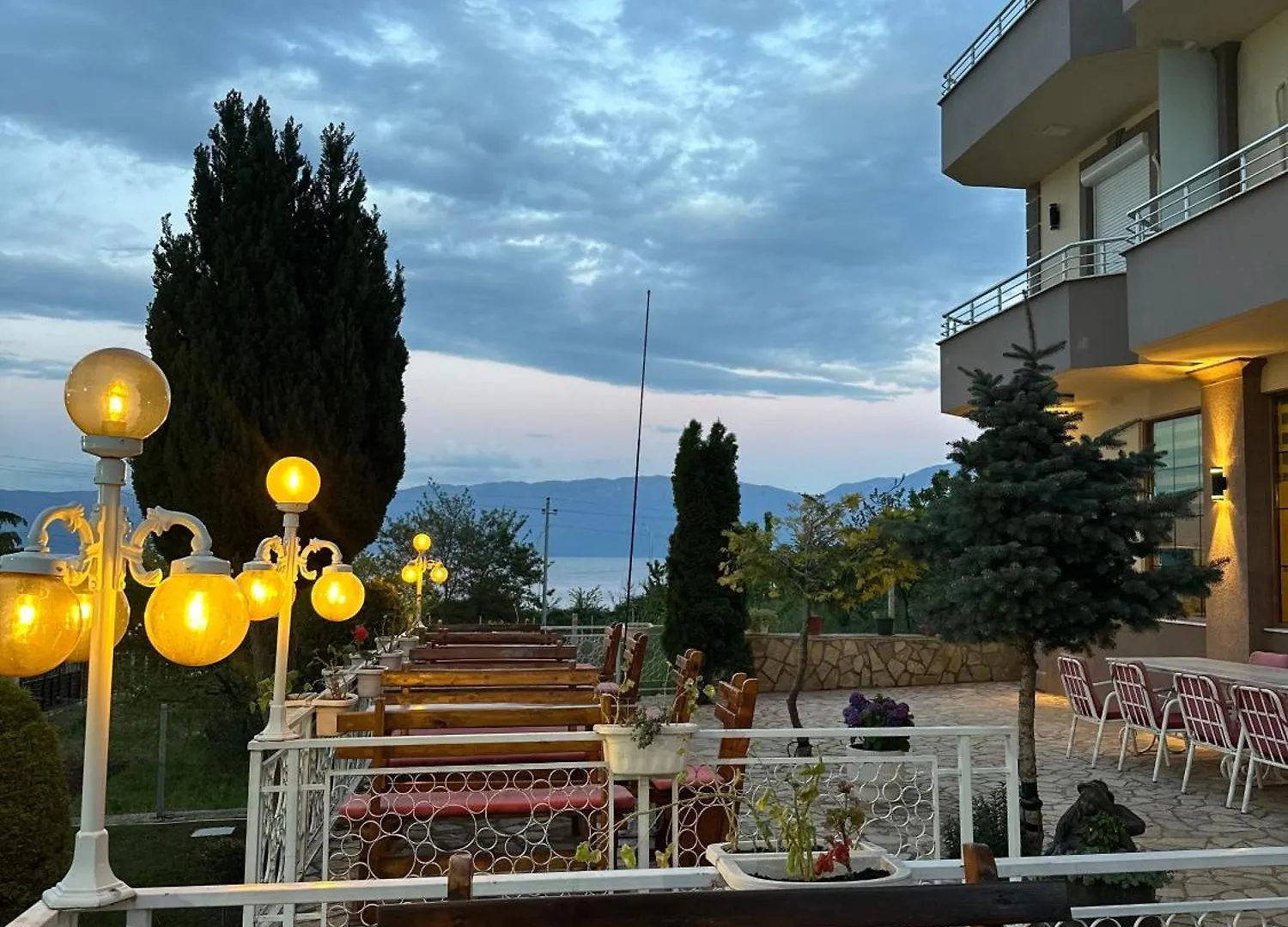 Hotel Vila Toska Piskupat